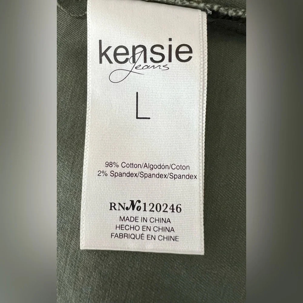 Kenzie Jeans Jacket - Size Large - Picture 8 of 9
